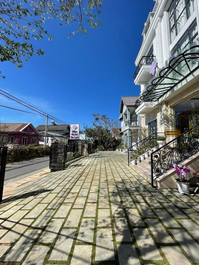 Khach San Lilac Hotel Dalat Exteriör bild